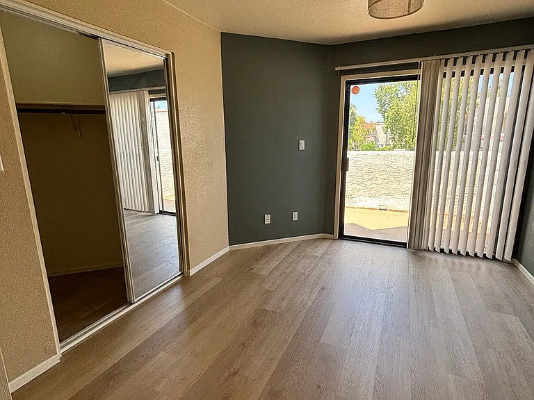 835 N Granite Reef Rd #11 — Photo 15