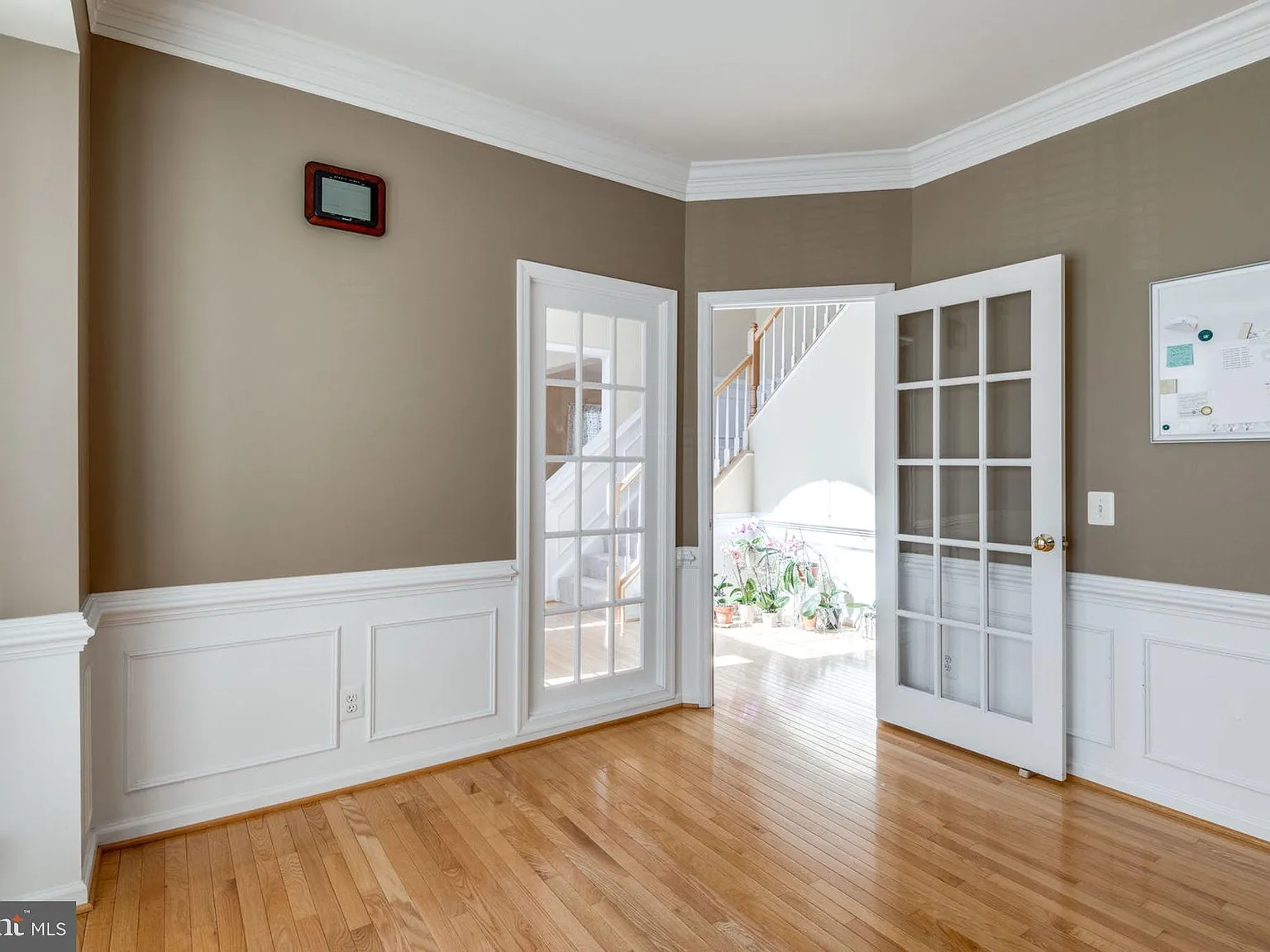 4 bed, 3.5 bath, 3236 sqft, $4,500 — Photo 4