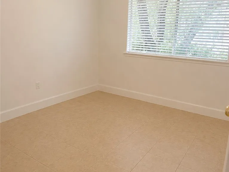 3010 Normand Dr — Photo 18