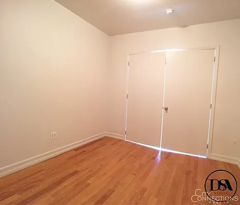 Rented by City Connections Realty | media 16