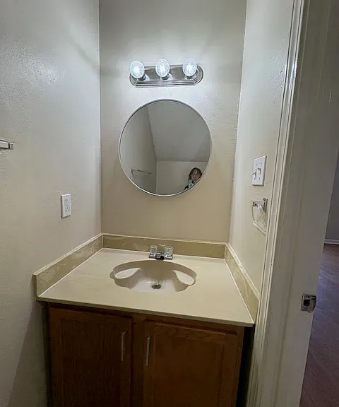 Half bath vanity