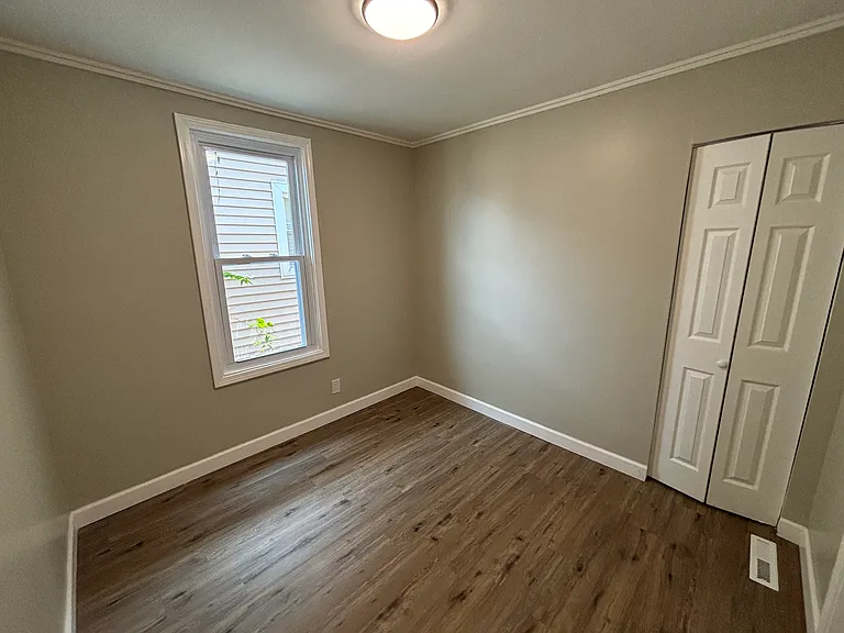 1238 Sherman St — Photo 5