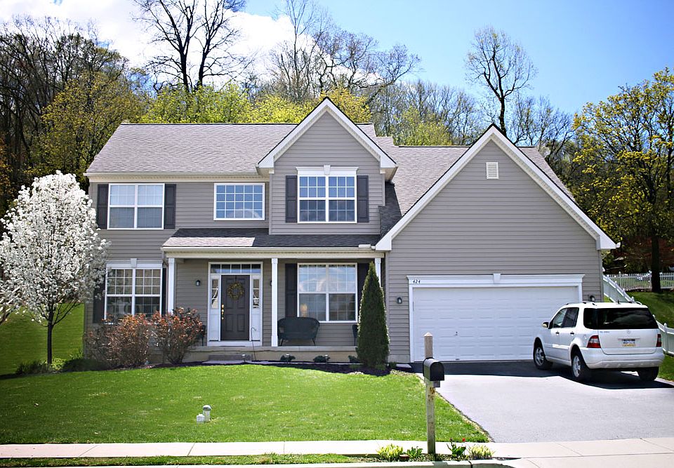 424 8th Ave Parkesburg PA 19