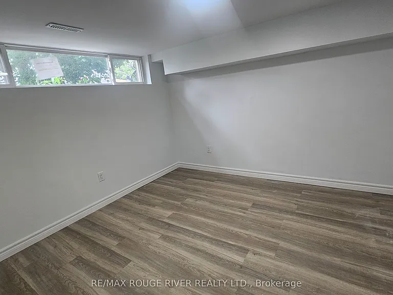 332 Rosedale Dr — Photo 11
