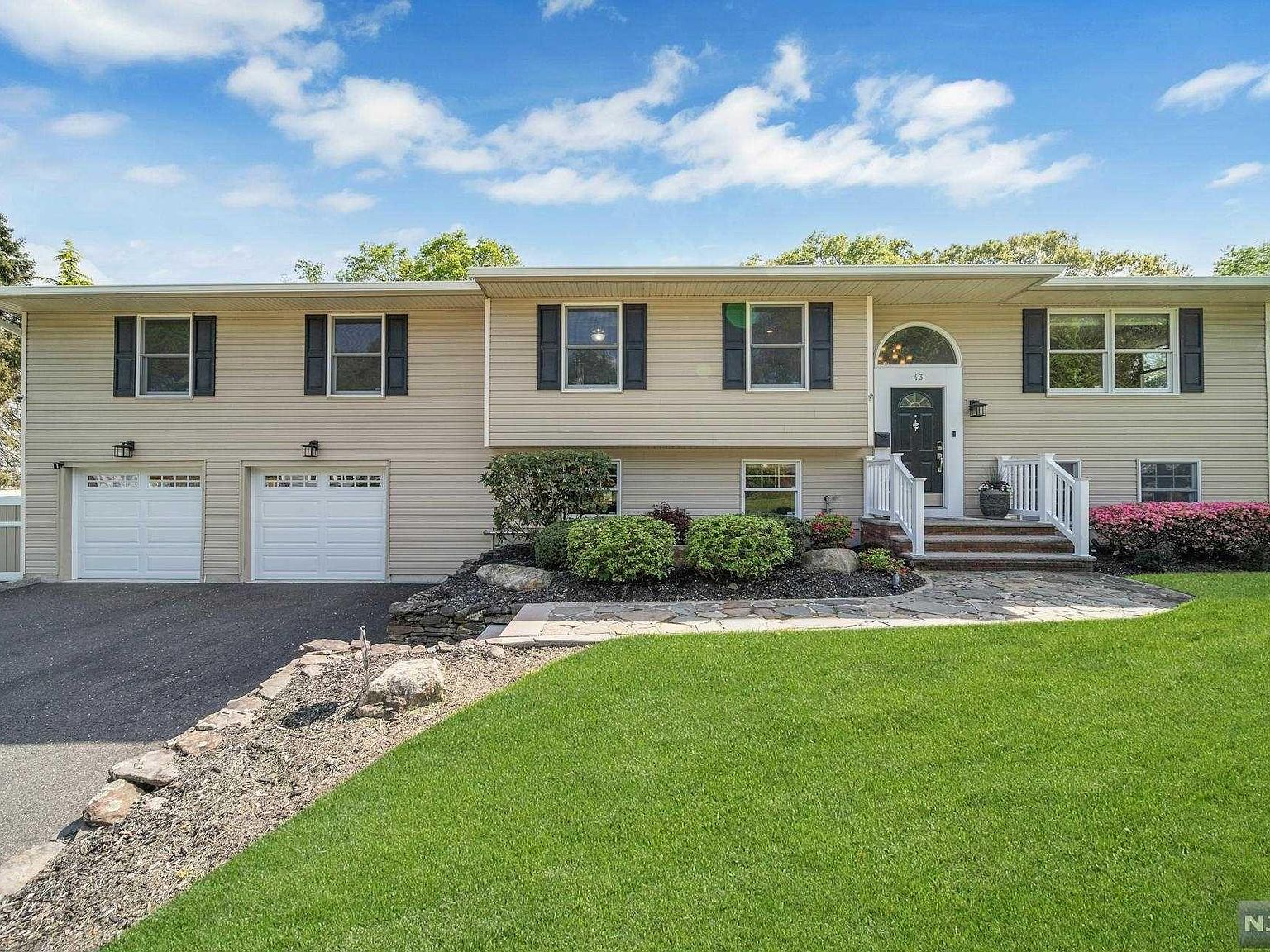 43 Hamilton St, Allendale, NJ 07401 | Zillow