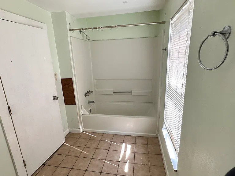 18 Ward St — Photo 18