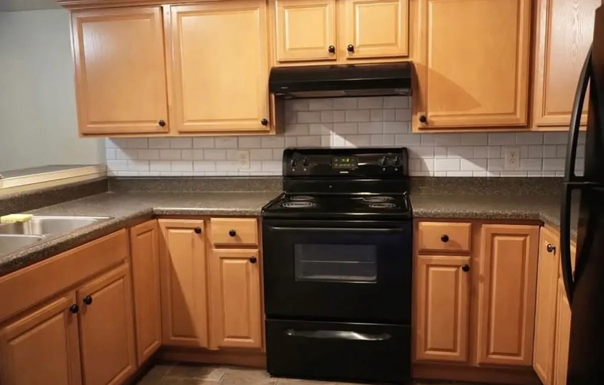 2 bed, 2.5 bath, 1280 sqft, $1,450 — Photo 2