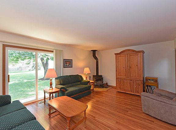 5th image of 17374 W Hickory Ln