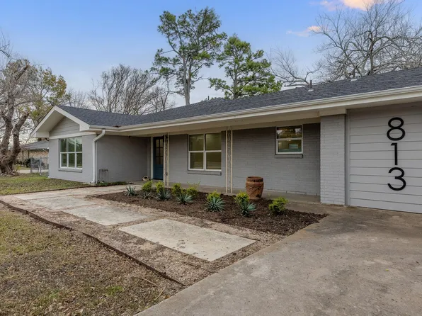 813 Central Ave, Elgin, TX 78621