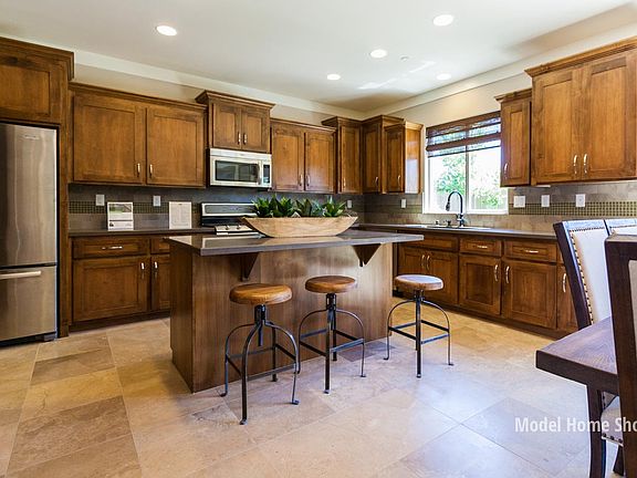Spacious Open Kitchen
