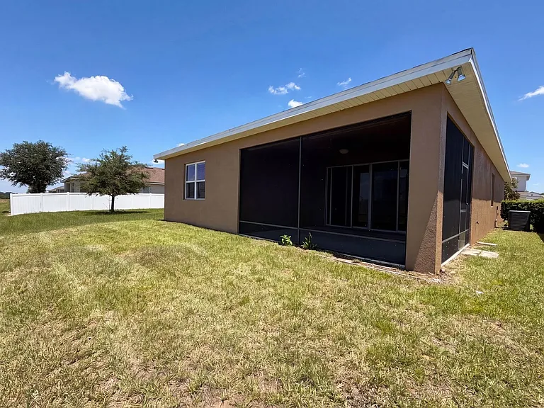 408 Buchannan Dr — Photo 10