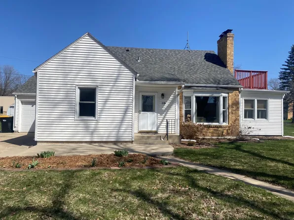 206 3rd St SW, Pine Island, MN 55963