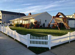 475 E Market St, Long Beach, NY 11561