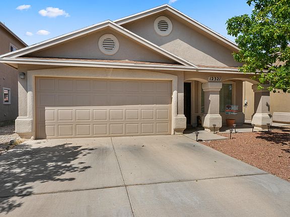 2nd image of 12327 Sombra Grande Dr