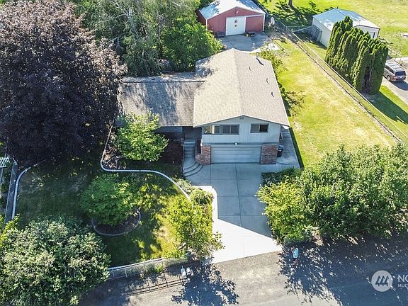 3rd image of 3120 Brisbane Drive