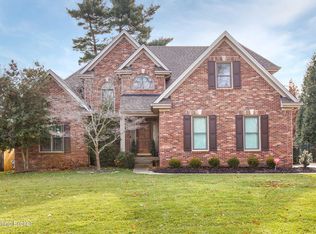 103 Sweetbriar Ln, Louisville, KY 40207