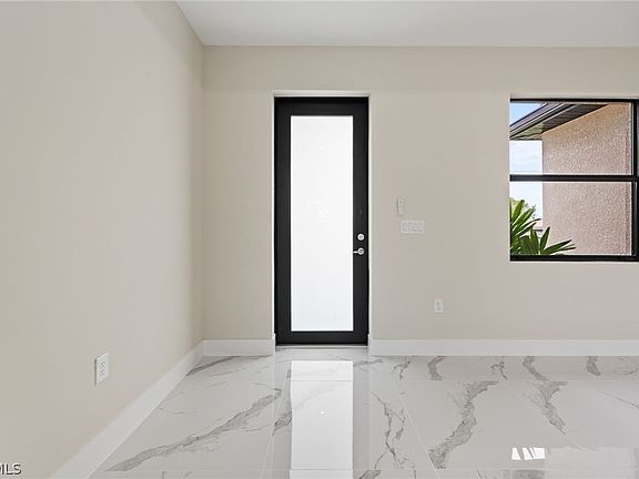 4th image of 3113 26th St SW