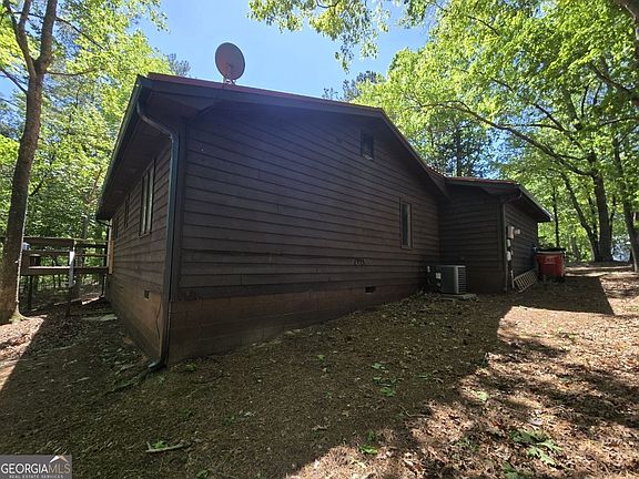 4th image of 4149 Golfview Dr