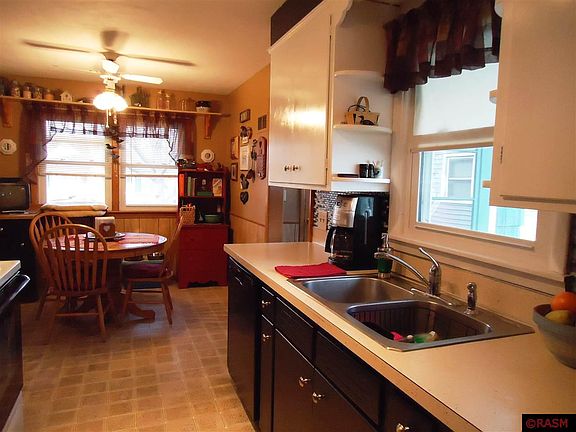 3rd image of 227 Westwood Dr