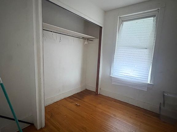 4th image of 313 N Salford St
