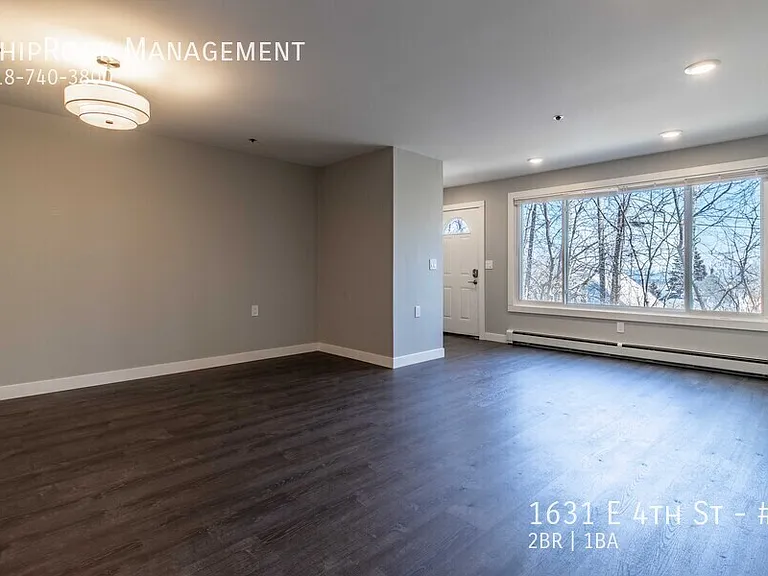1631 E 4th St #7 — Photo 2