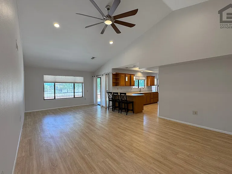17211 N Desert Glen Dr — Photo 10