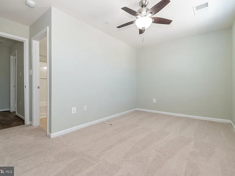 6810 Warfield St — Photo 19