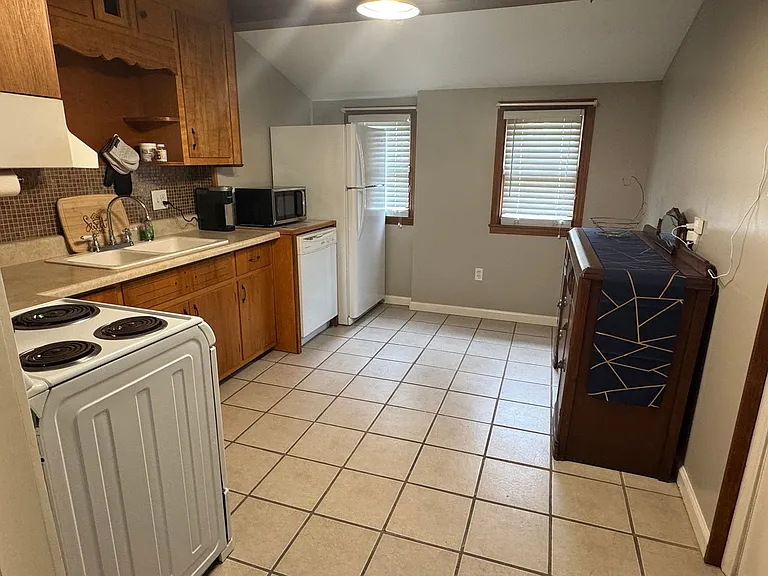 328 Sequoyah Dr — Photo 8