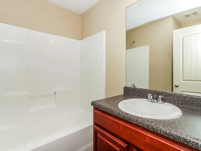174 Brightondale Blvd — Photo 16