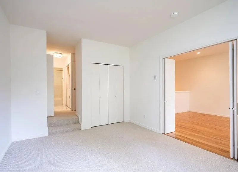 1 bed, 1.0 bath, 696 sqft, $2,650 — Photo 2