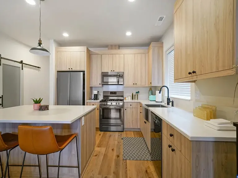 Basalt Ct — Photo 4