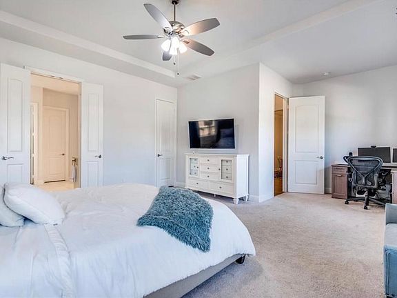 5th image of 12605 Royal Oaks Ln