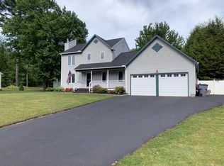 5 Pinecrest Rd, Enfield, CT 06082