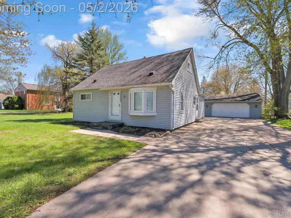 36845 Sibley Rd, New Boston, MI 48164