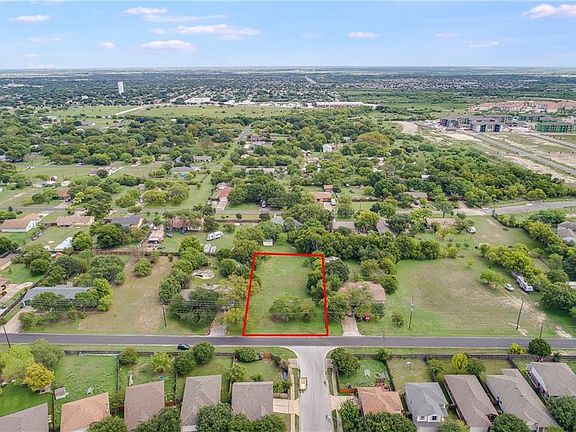 2nd image of 15109 Tacon Ln