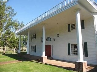 60261 Lee Valley Rd, Coquille, OR 97423