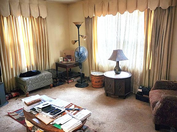 3rd image of 15080 Boulder Way