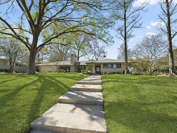 12122 Pecan Grove Ct, Baton Rouge, LA 70810