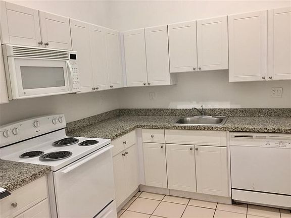 5th image of 9806 NW 37th St #4E