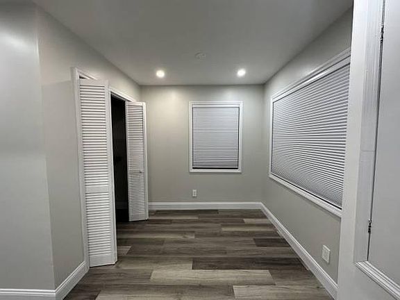 5th image of 15003 25th Dr Floor 1