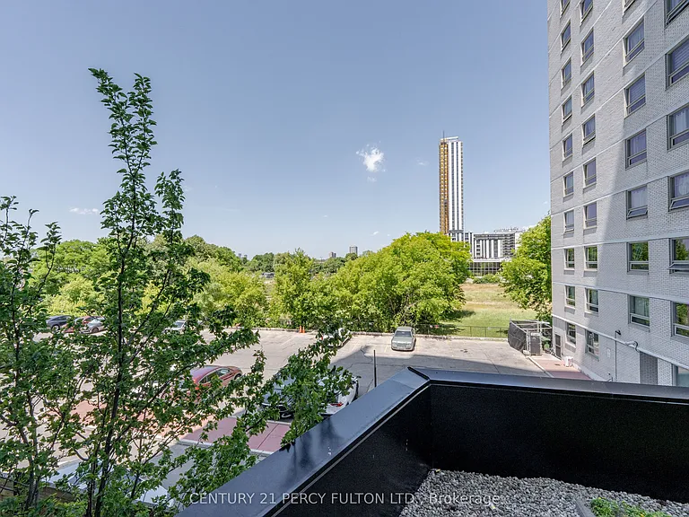 5740 Yonge St #205 — Photo 31