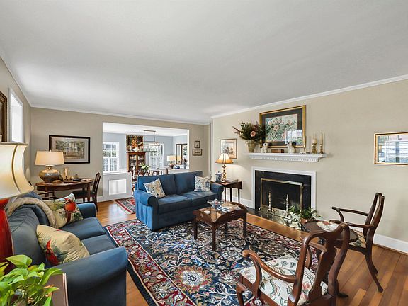 5th image of 4220 Mimosa Rd