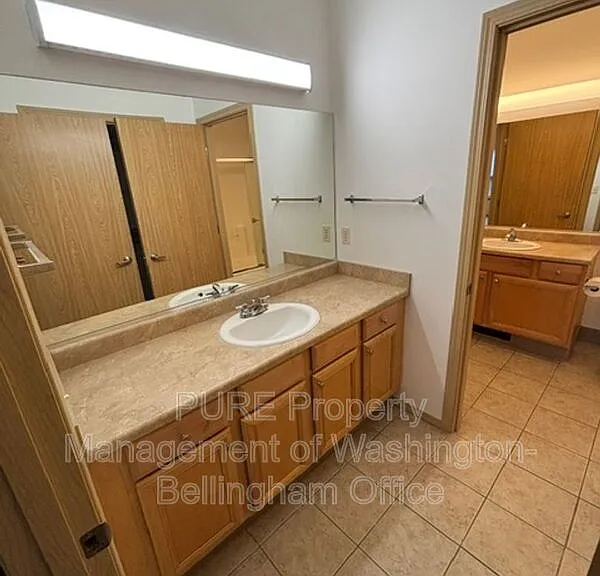 516 Darby Dr #210 — Photo 5
