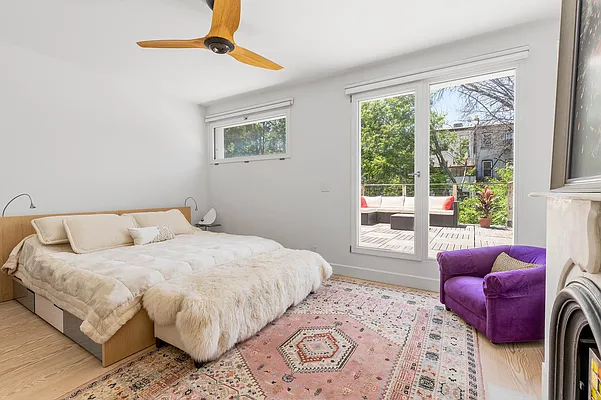 Sold by Engel and Völkers Brownstone Brooklyn | media 10