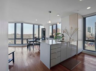 80-82 Fenwood Rd #713, Boston, MA 02115