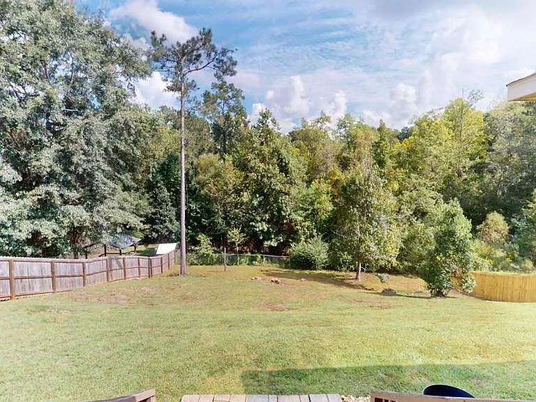 109 Mohegan Dr — Photo 25