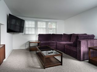 208 Metcalf St #300, New Bern, NC 28562