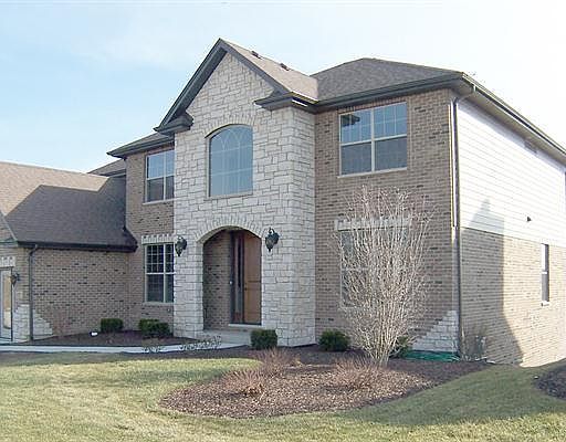 1st image of 16727 Deerwood Dr