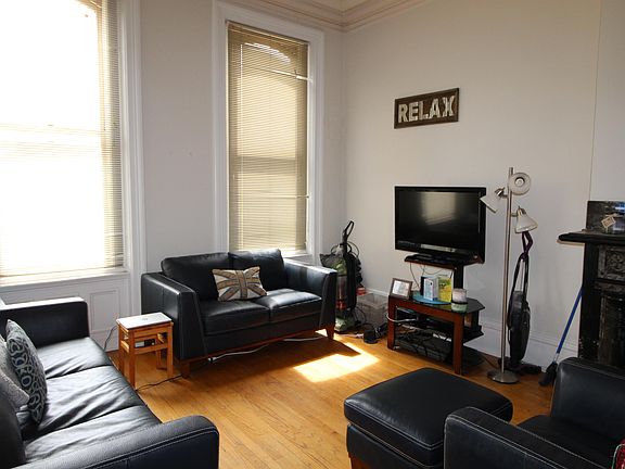 4th image of 102 E North Ave #1