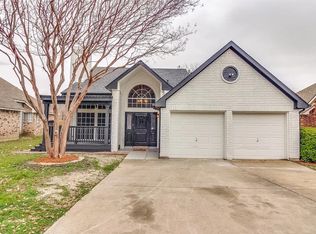 2113 Spring Mills Rd, Mesquite, TX 75181